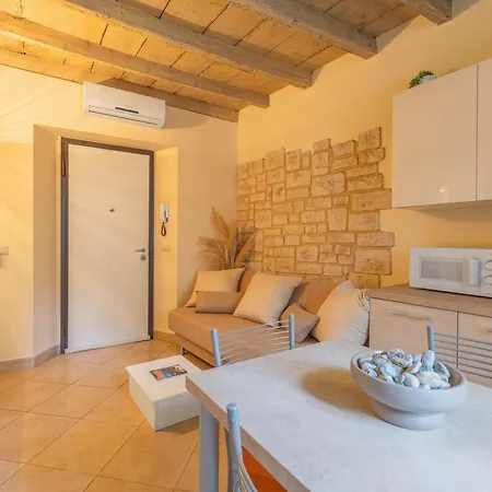 Cozy Near - Ac - For 2 דירה *