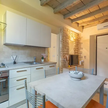 Διαμέρισμα Cozy Near - Ac - For 2 *