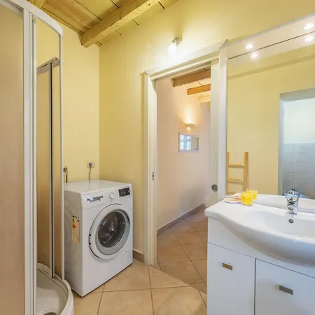 Cozy Near - Ac - For 2 Διαμέρισμα *