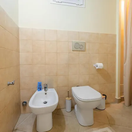 Διαμέρισμα Cozy Near - Ac - For 2